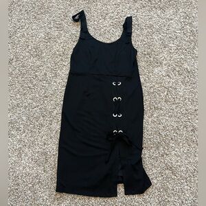 VENUS Black Midi Dress with Lace-Up Detail